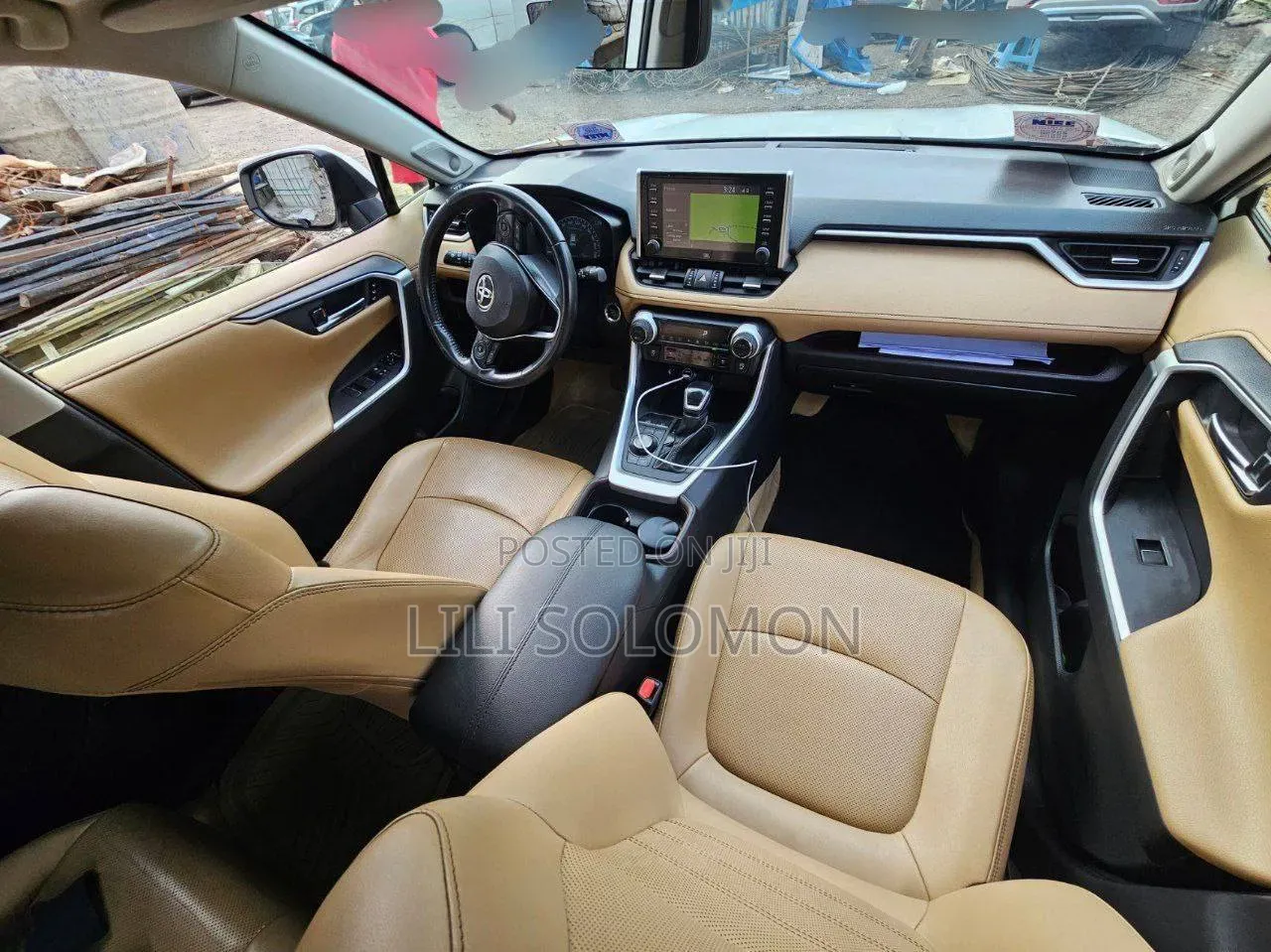 Toyota RAV4 2021 White