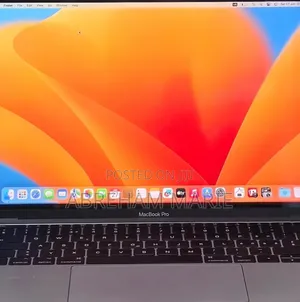 New Laptop Apple MacBook Pro 2017 16GB Intel Core i5 SSD 512GB