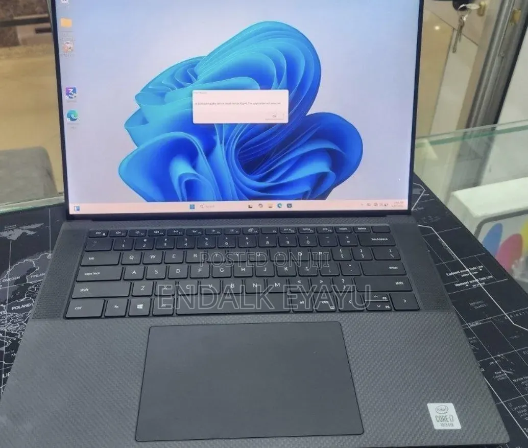 New Laptop Dell XPS 15 16GB Intel Core i7 SSD 512GB