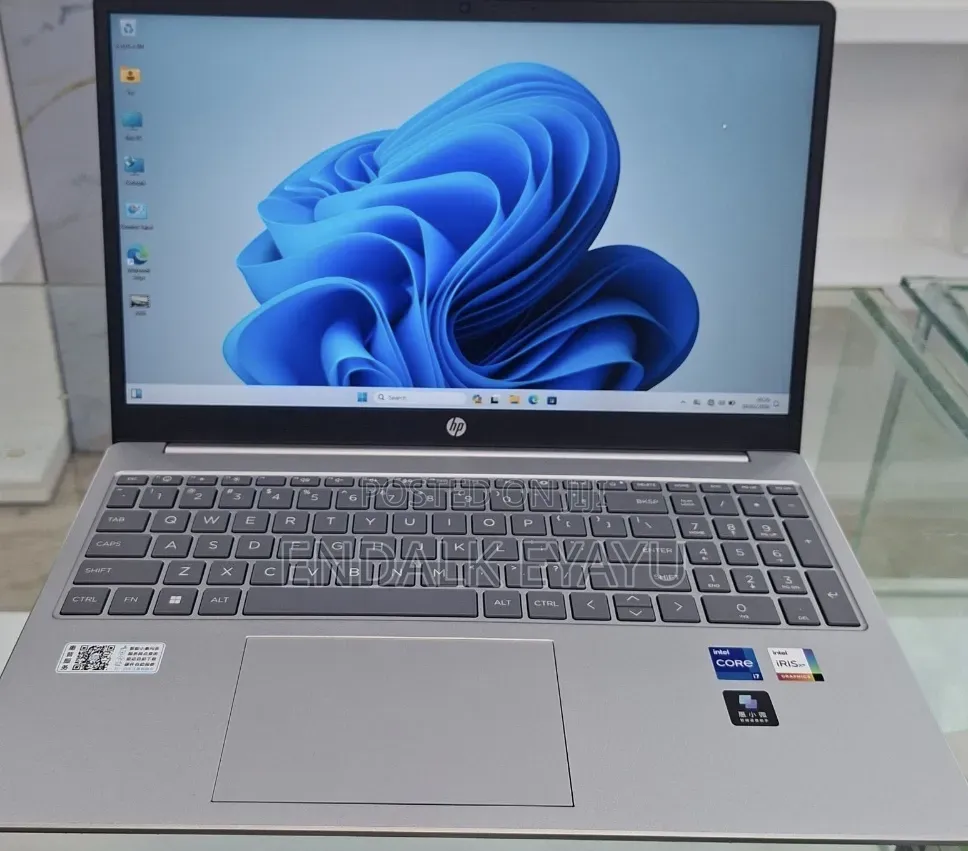 New Laptop HP 16GB Intel Core i7 SSD 1T