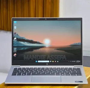 New Laptop HP Elitebook 830 G11 16GB Intel Core Ultra 7 SSD 512GB