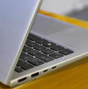 New Laptop HP Elitebook 830 G11 16GB Intel Core Ultra 7 SSD 512GB