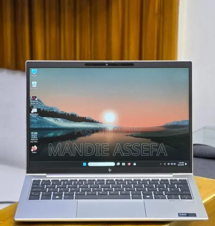 New Laptop HP Elitebook 830 G11 16GB Intel Core Ultra 7 SSD 512GB