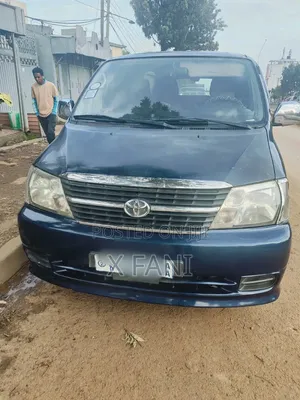 Toyota HiAce 2011 Blue