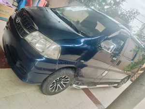 Toyota HiAce 2011 Blue