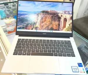 New Laptop Huawei 16GB Intel Core i7 SSD 512GB