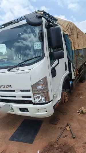 Isuzu. Obama. 2024