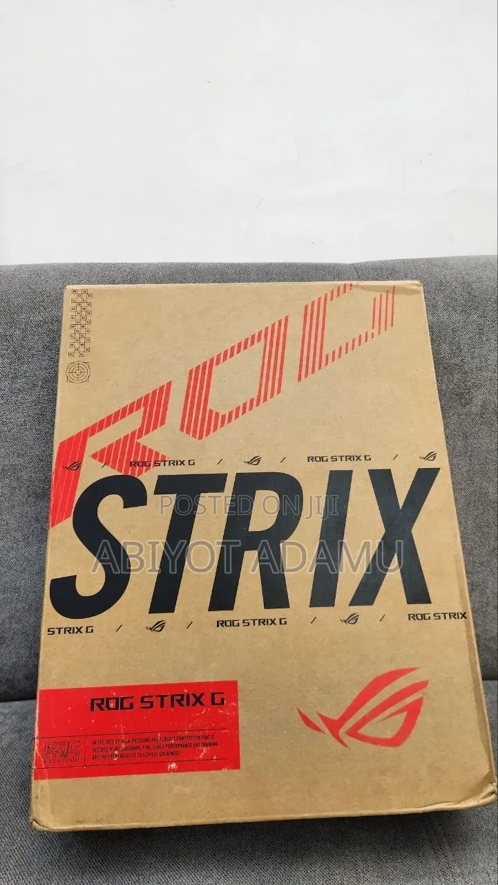 New Laptop Asus ROG Strix G18 32GB Intel Core Ultra 9 SSD 2T