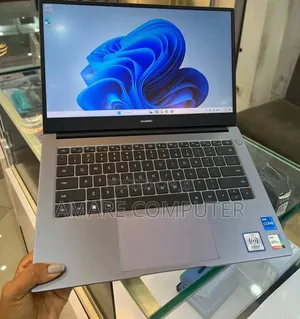 New Laptop Huawei 16GB Intel Core i5 SSD 512GB