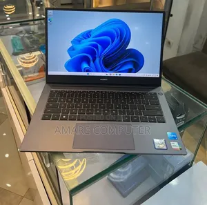 New Laptop Huawei 16GB Intel Core i5 SSD 512GB