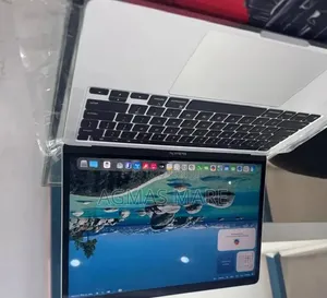 New Laptop Apple MacBook Pro 2020 M1 16GB Apple M1 SSD 1T