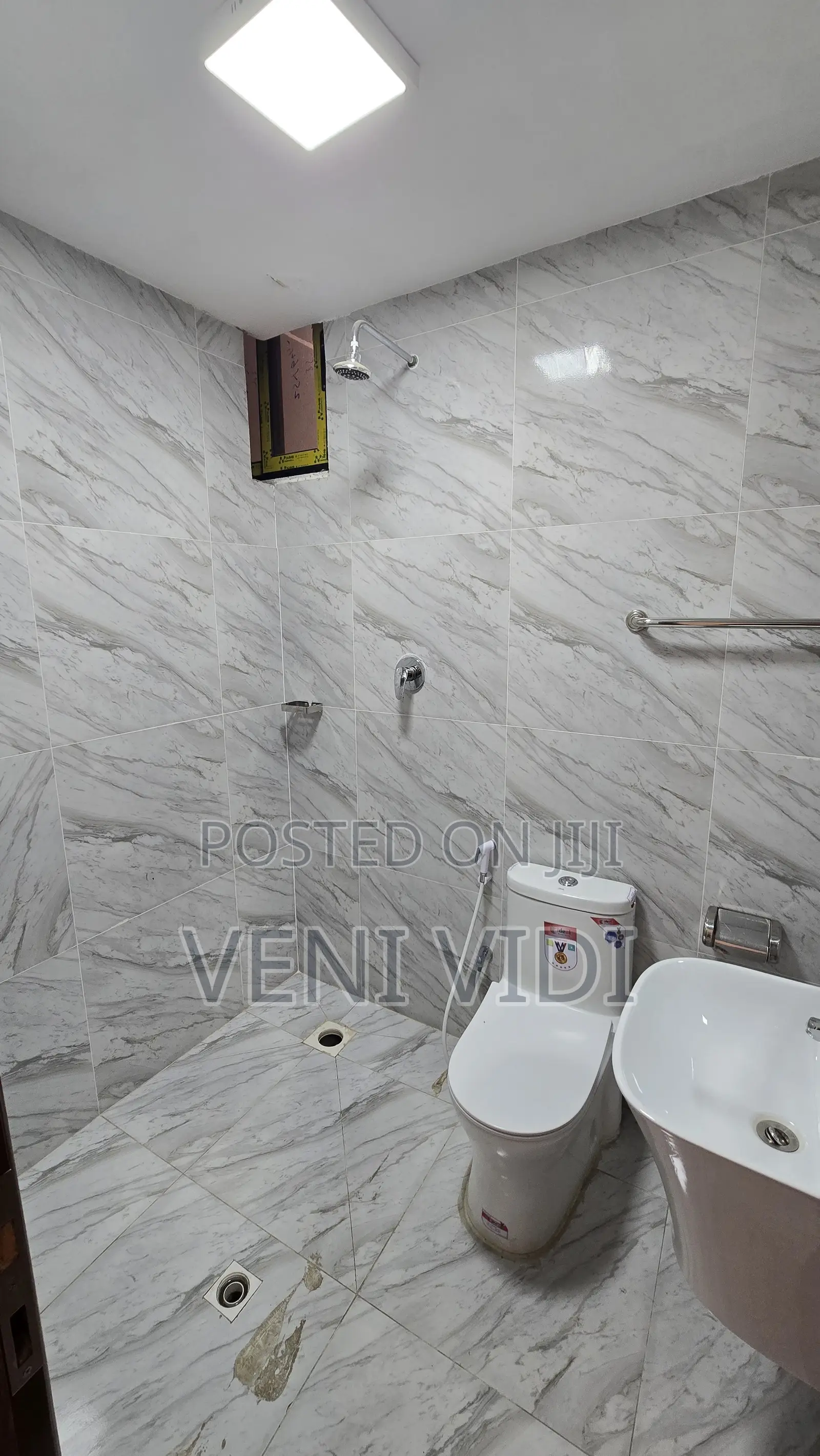 2bdrm Apartment in Hiya, Yeka for sale