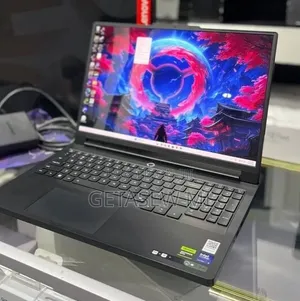 New Laptop Lenovo Legion 7 32GB Intel Core Ultra 9 SSD 1T
