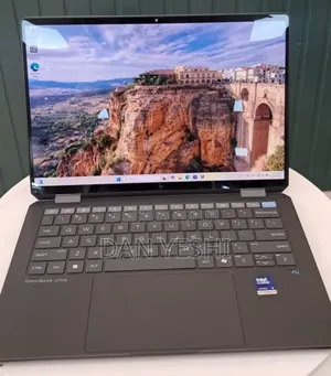 New Laptop HP OmniBook Ultra Flip 14" 32GB Intel Core Ultra 7 SSD 2T