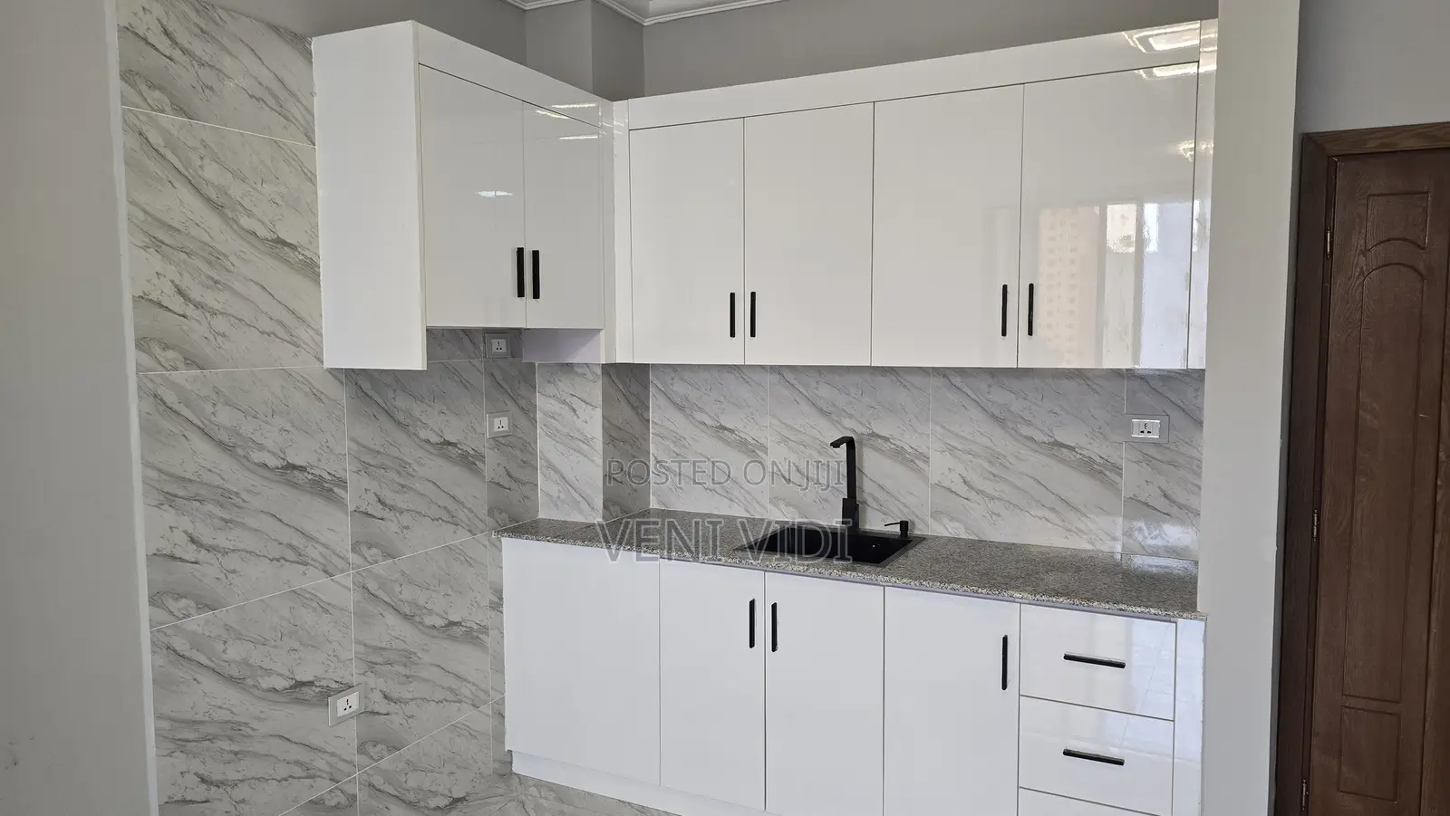 2bdrm Apartment in Hiya, Yeka for sale