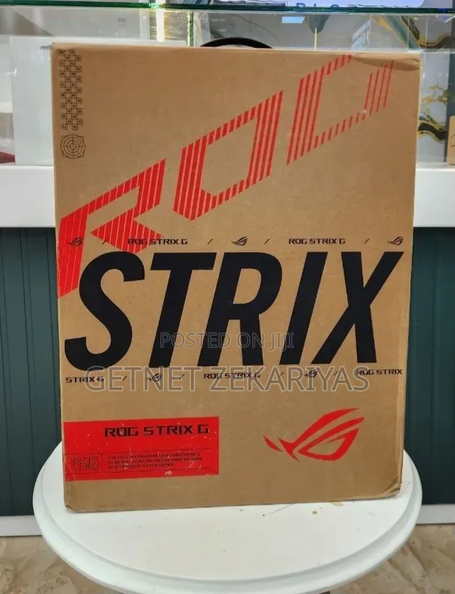 New Laptop Asus ROG Strix G18 32GB Intel Core Ultra 9 SSD 2T