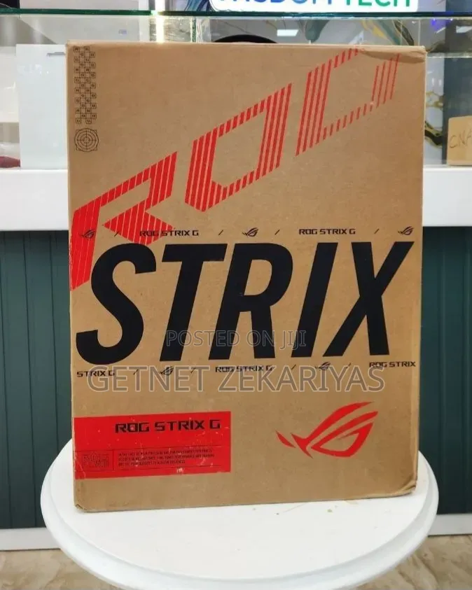 New Laptop Asus ROG Strix G18 32GB Intel Core Ultra 9 SSD 2T