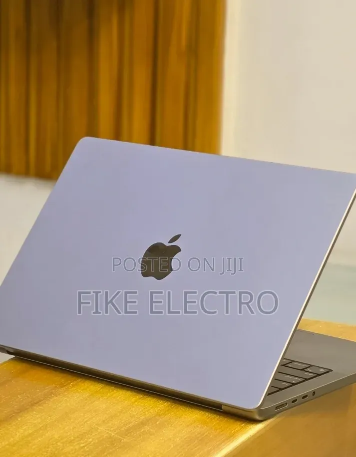 New Laptop Apple MacBook Pro 2021 M1 32GB Apple M1 Pro SSD 512GB