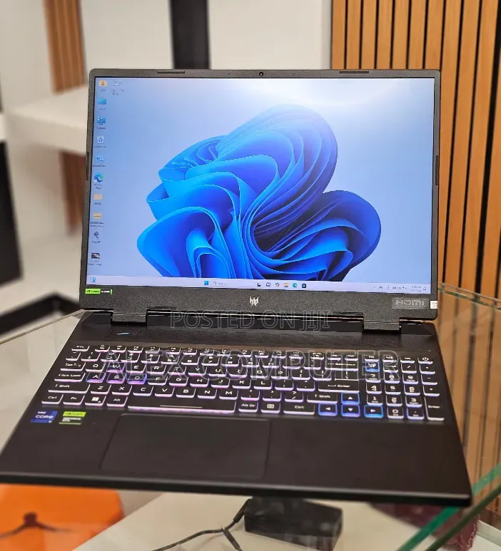 New Laptop Acer Predator Helios 300 16GB Intel Core i9 SSD 1T