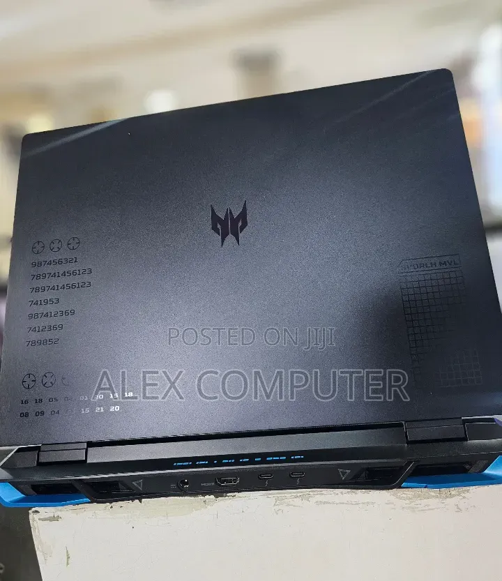 New Laptop Acer Predator Helios 300 16GB Intel Core i9 SSD 1T