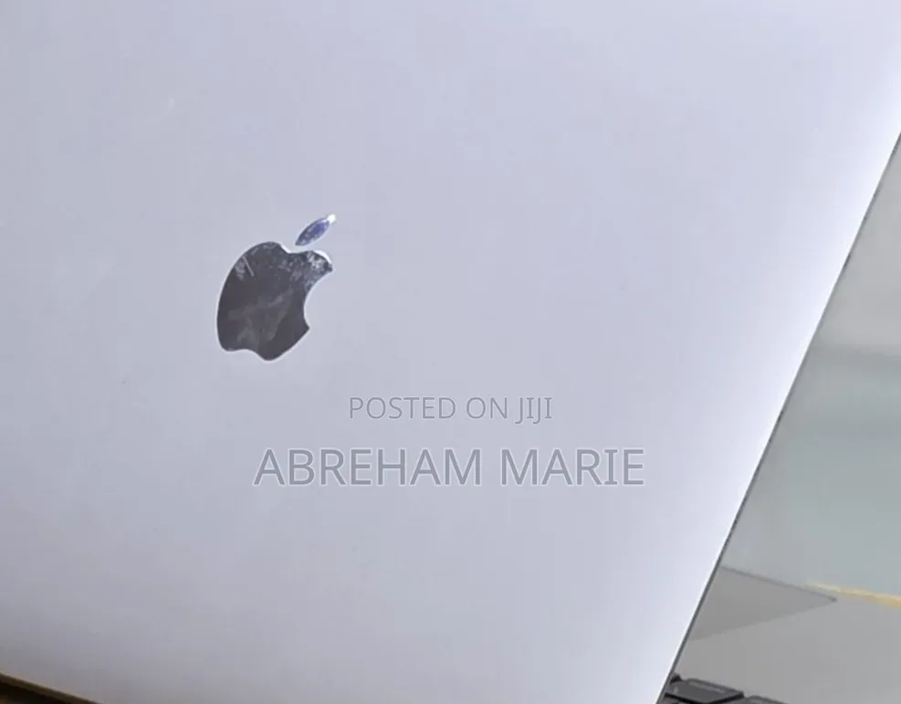 New Laptop Apple MacBook Air 2020 M1 8GB Apple M1 SSD 256GB