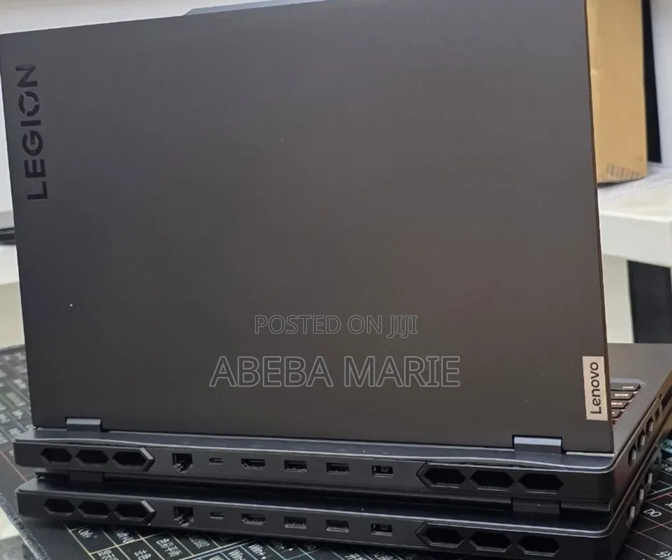 New Laptop Lenovo Legion Pro 7 48GB Intel Core i9 SSD 1T