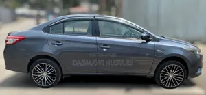 Toyota Yaris 2014 Gray