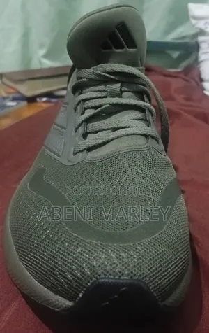 Adidas Cloudfoam Running/Lifestyle Shoes With OrthoLite Insole.