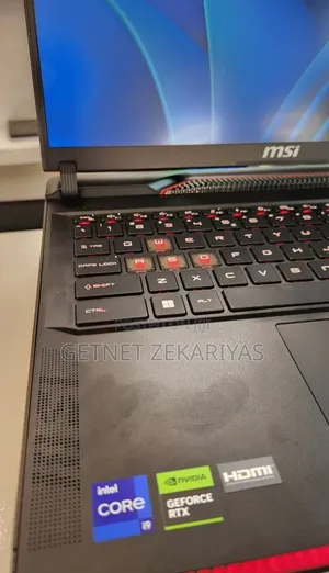 New Laptop MSI Raider GE68HX 13VI-202US 16GB Intel Core i9 SSD 1T