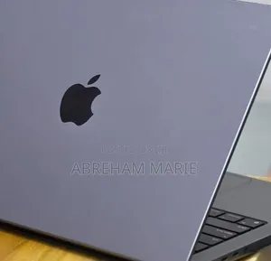 New Laptop Apple MacBook Pro 2021 M1 32GB Apple M1 Pro SSD 512GB