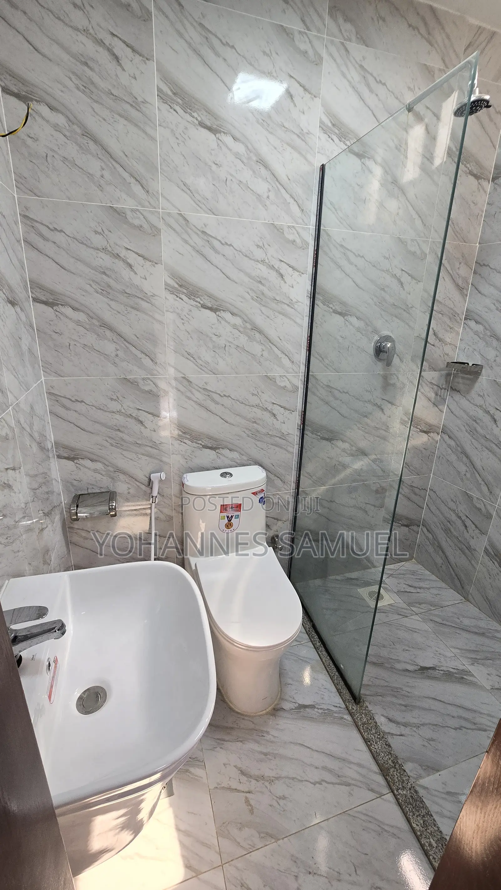 2bdrm Apartment in Hiya Real-Estate, Yeka for sale