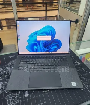 New Laptop Dell XPS 15 16GB Intel Core i7 SSD 512GB