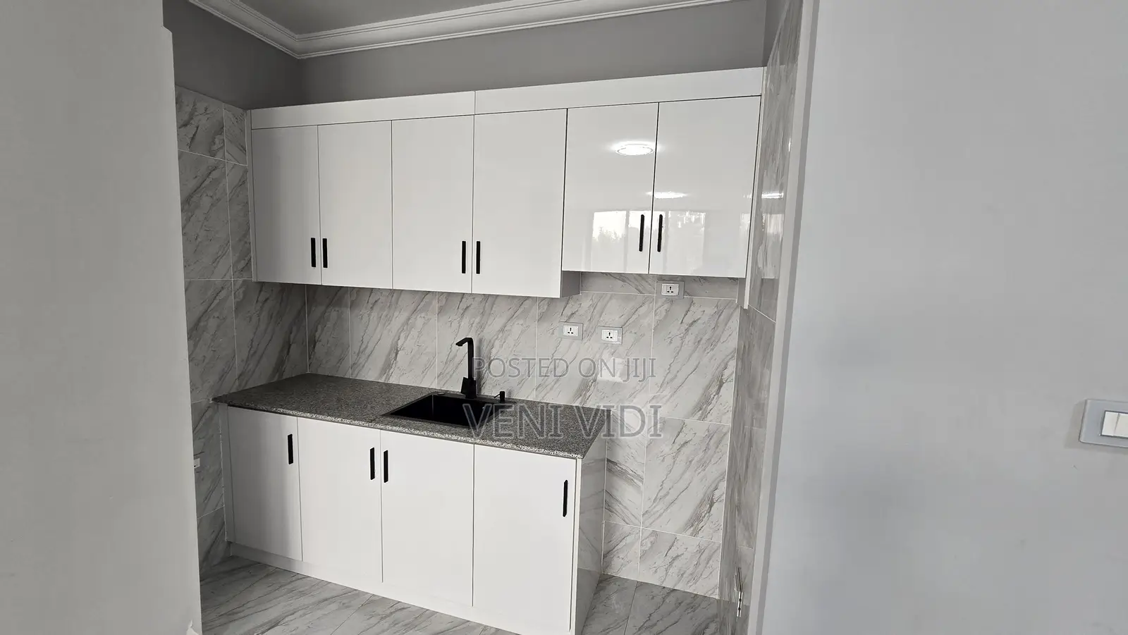 2bdrm Apartment in Hiya, Yeka for sale