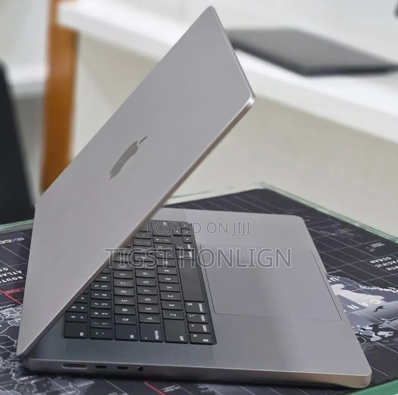 New Laptop Apple MacBook Pro 16GB Apple M2 SSD 512GB