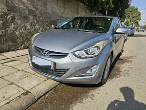 Hyundai Avante 2015 Gray