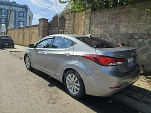 Hyundai Avante 2015 Gray