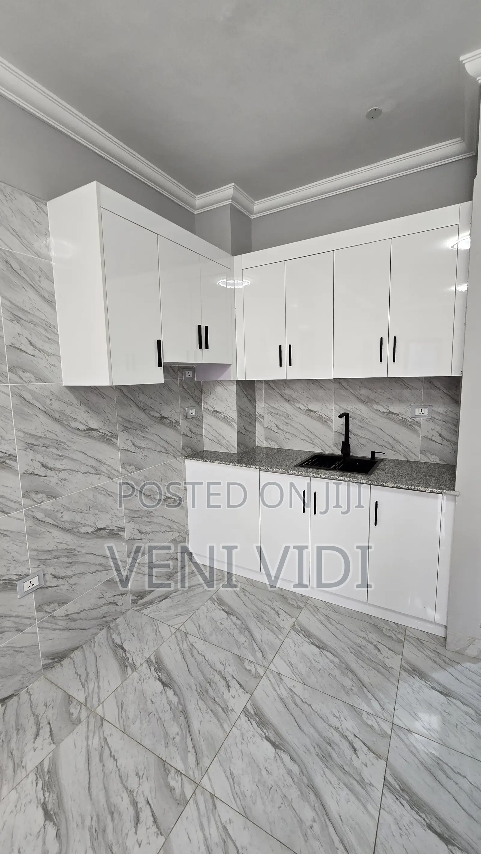 2bdrm Apartment in Hiya, Yeka for sale