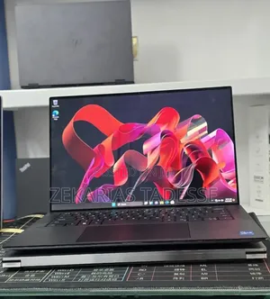 New Laptop Dell Precision 5560 16GB Intel Core i7 SSD 512GB