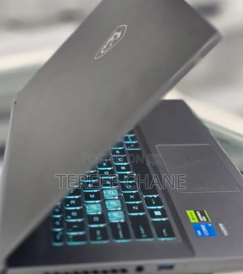New Laptop MSI GF65 Thin 10UE 16GB Intel Core i5 SSD 1T