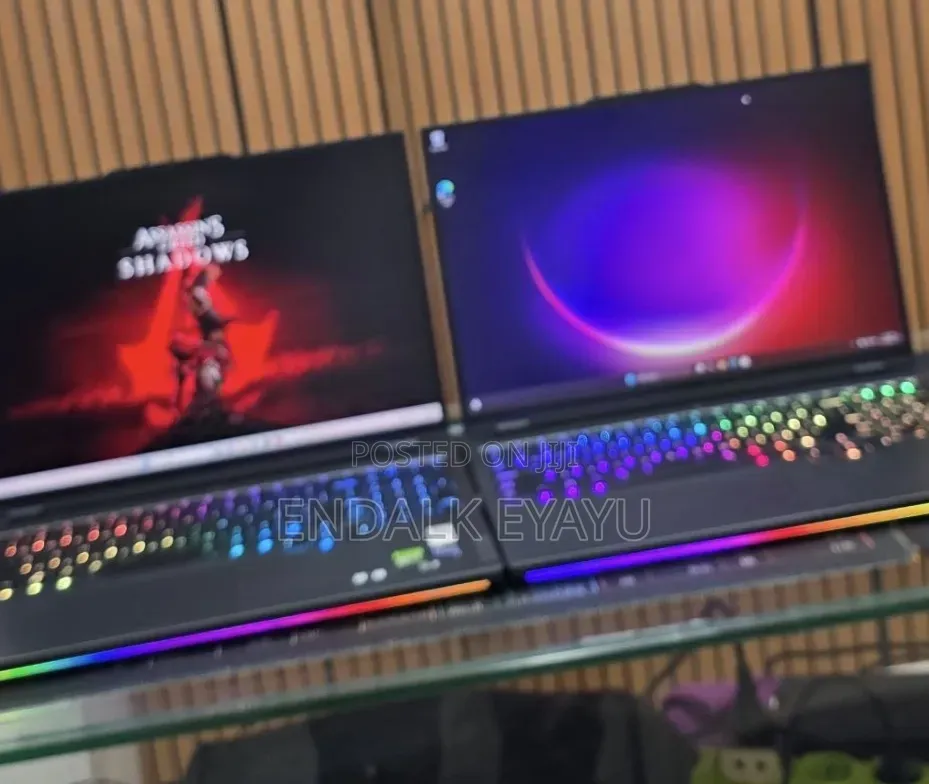 New Laptop Lenovo Legion Pro 7 48GB Intel Core i9 SSD 1T