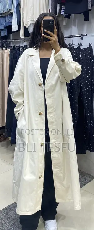 White Gawn Coat
