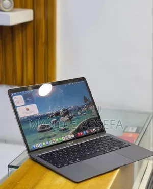 New Laptop Apple MacBook Air 2020 M1 16GB Apple M1 SSD 256GB