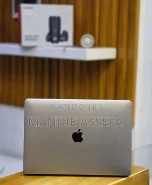 New Laptop Apple MacBook Air 2020 M1 16GB Apple M1 SSD 256GB