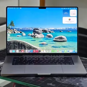 New Laptop Apple MacBook Pro 2023 M2 16GB Apple M2 SSD 512GB