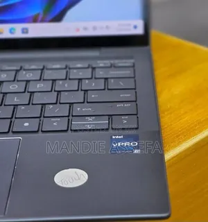 New Laptop HP Dragonfly G3 16GB Intel Core i7 SSD 512GB