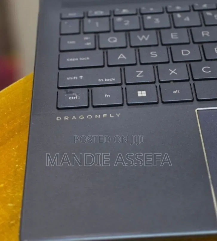 New Laptop HP Dragonfly G3 16GB Intel Core i7 SSD 512GB