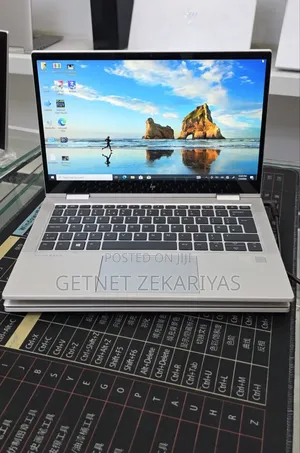 New Laptop HP EliteBook 830 G8 16GB Intel Core i5 SSD 512GB