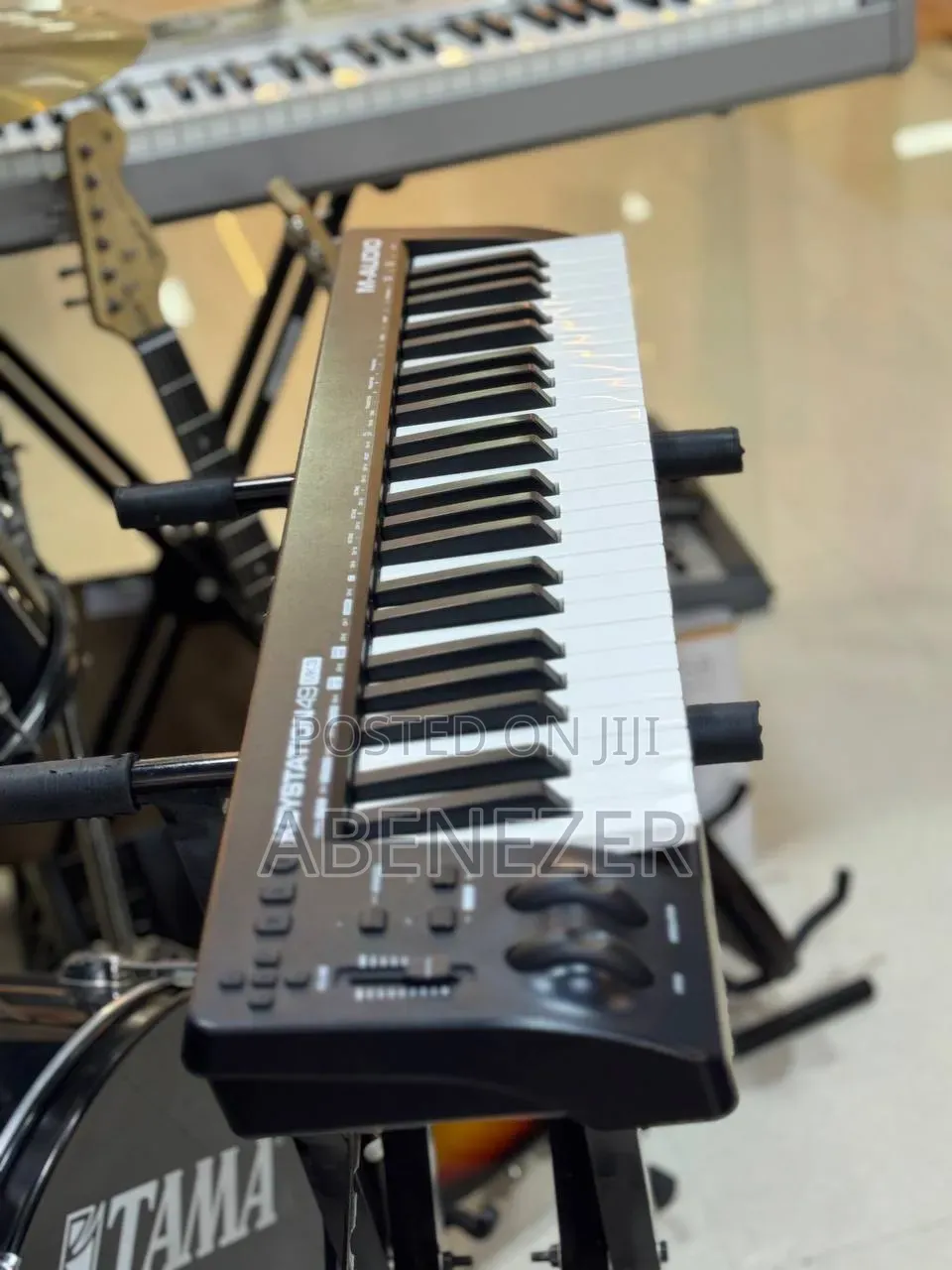 M AUDIO Mk3 Keyboard