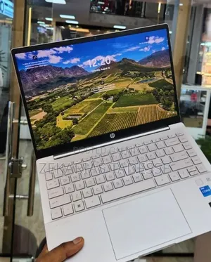 New Laptop HP Pavilion 14 16GB Intel Core i7 SSD 512GB