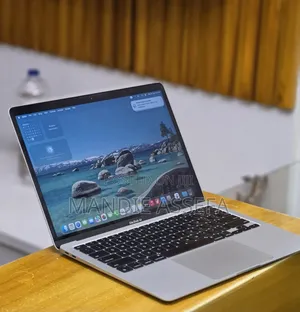 New Laptop Apple MacBook Air 2020 M1 8GB Apple M1 SSD 256GB